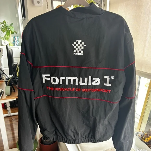 Formula 1® Pinnacle Of Motorsport Track Jacket - Picture 3 of 3